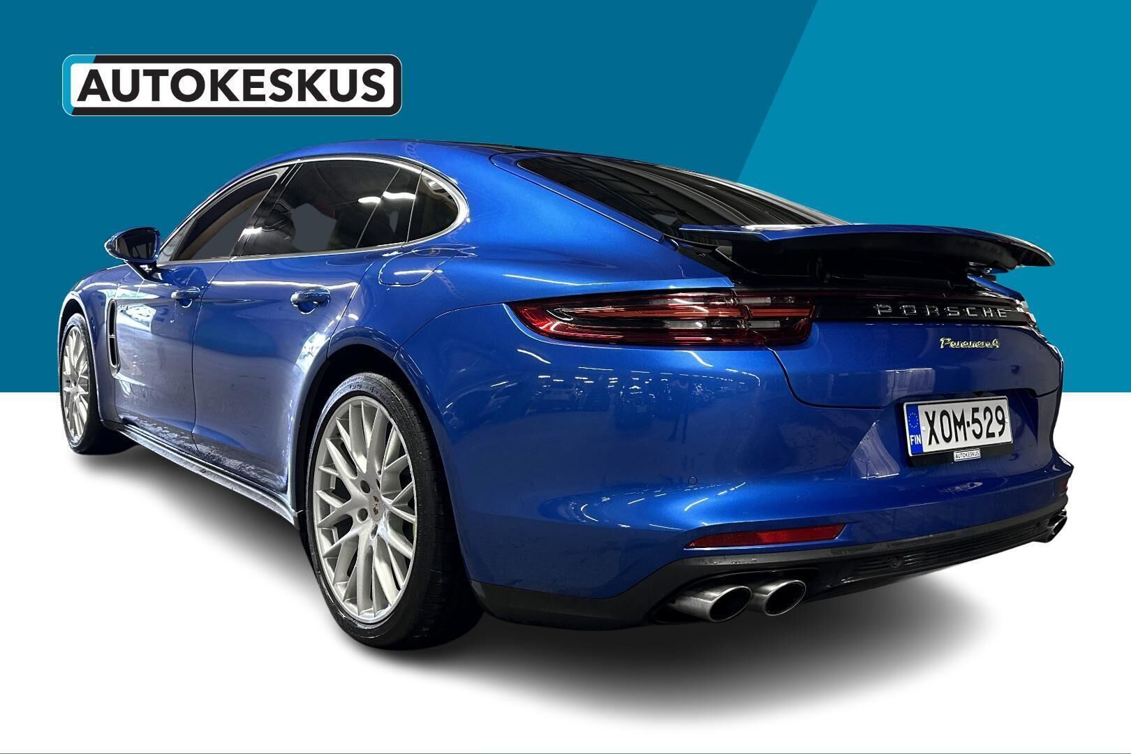 Porsche Panamera iso kuva 27