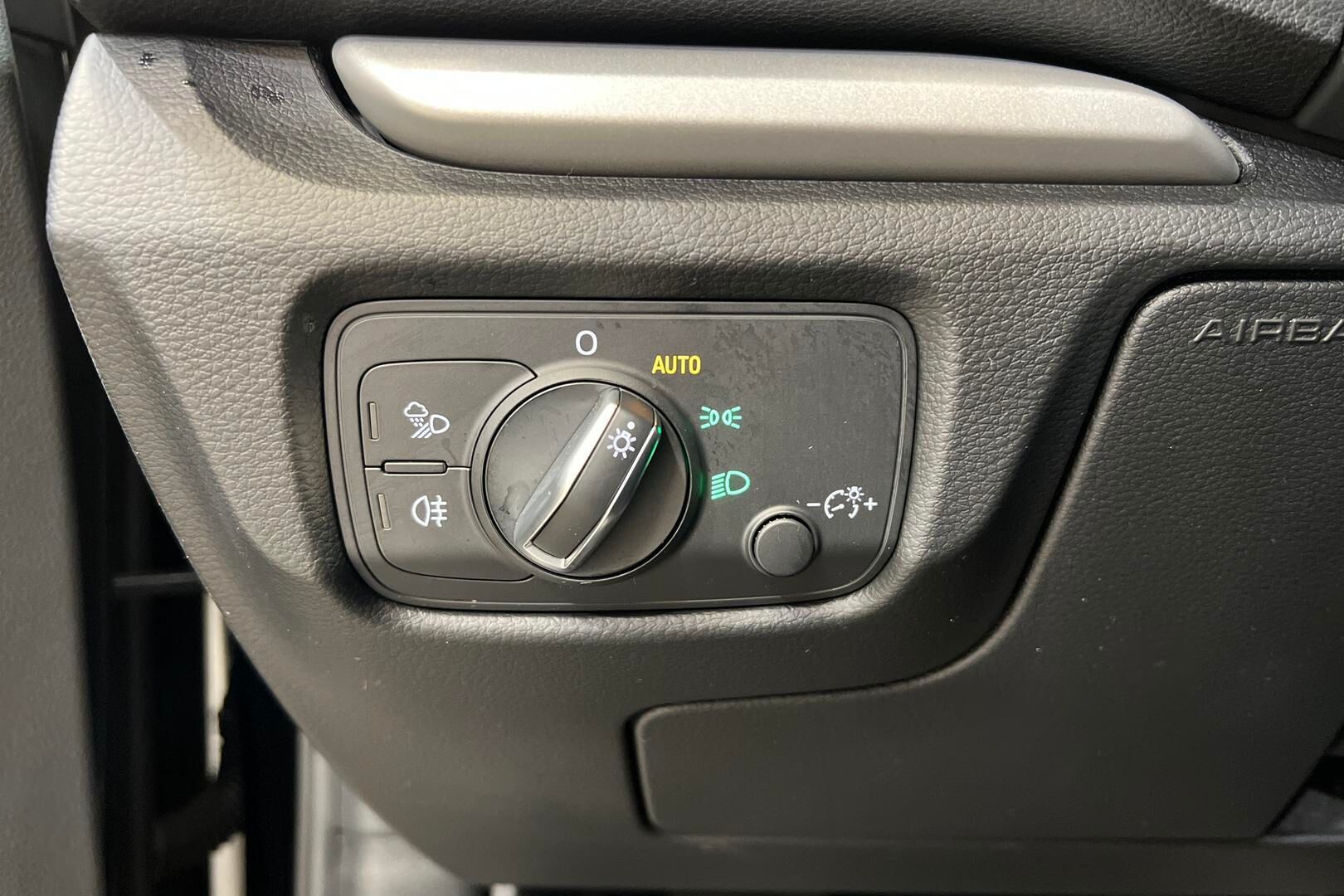 Audi A3 iso kuva 25