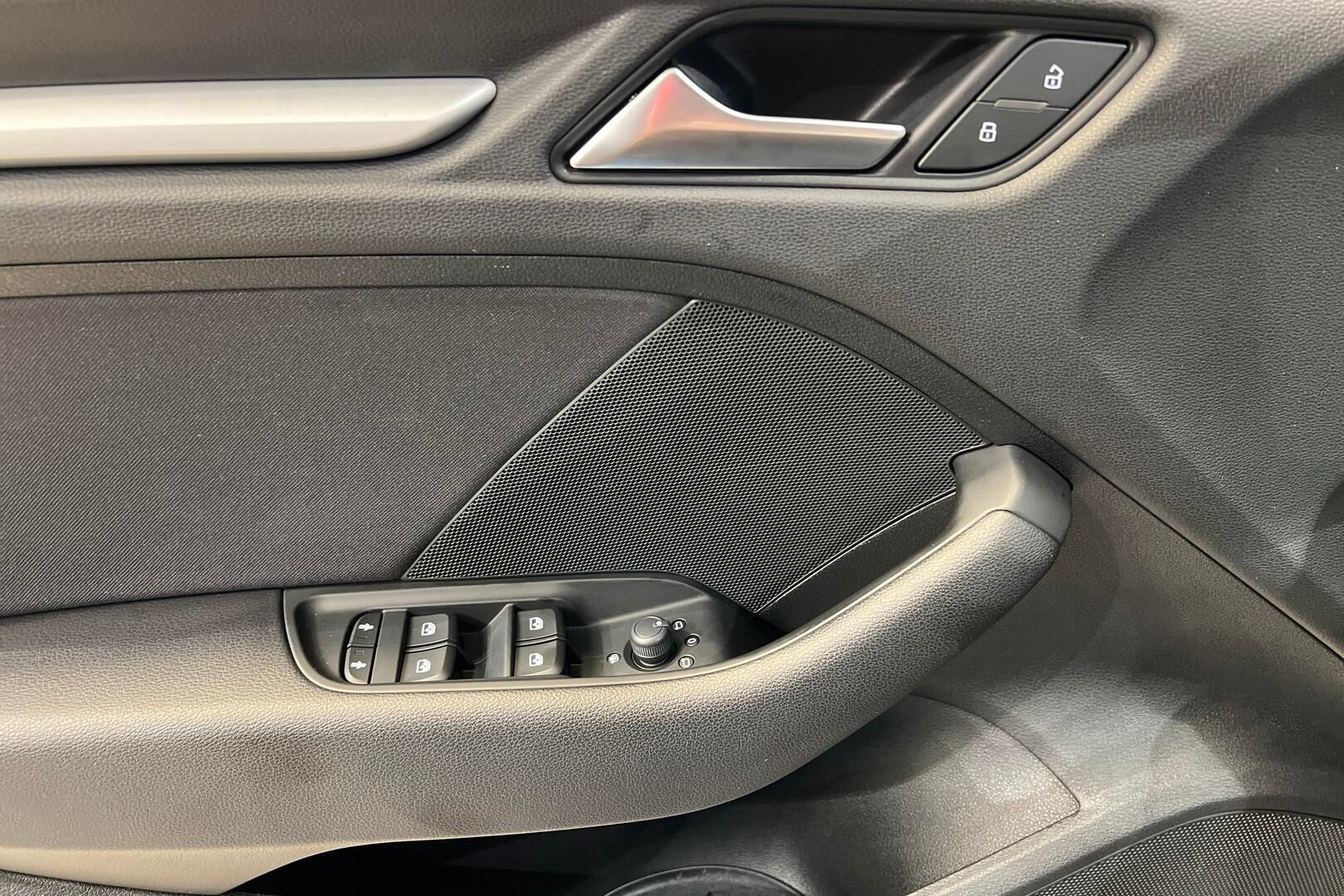 Audi A3 iso kuva 26