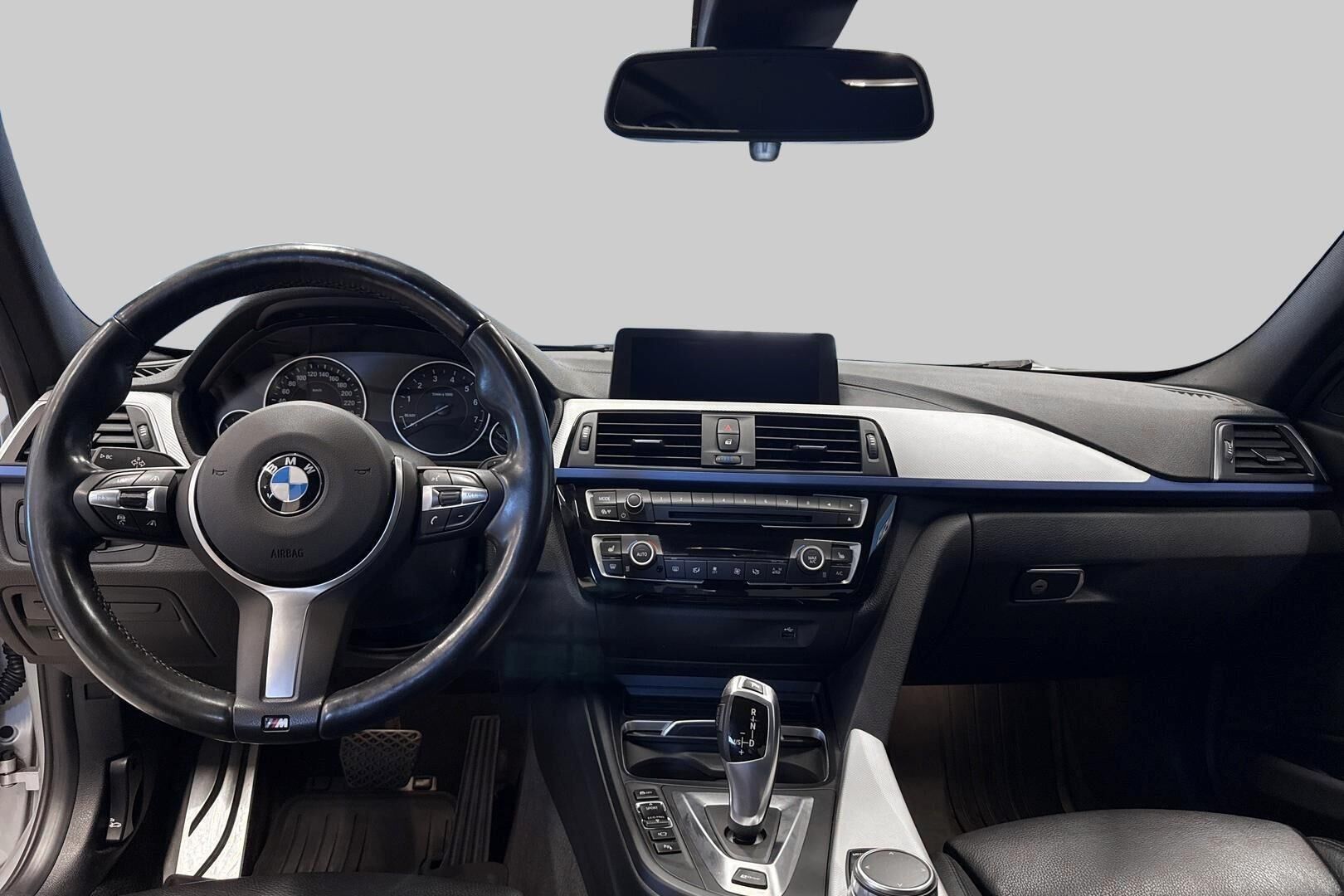 BMW 3-sarja iso kuva 11