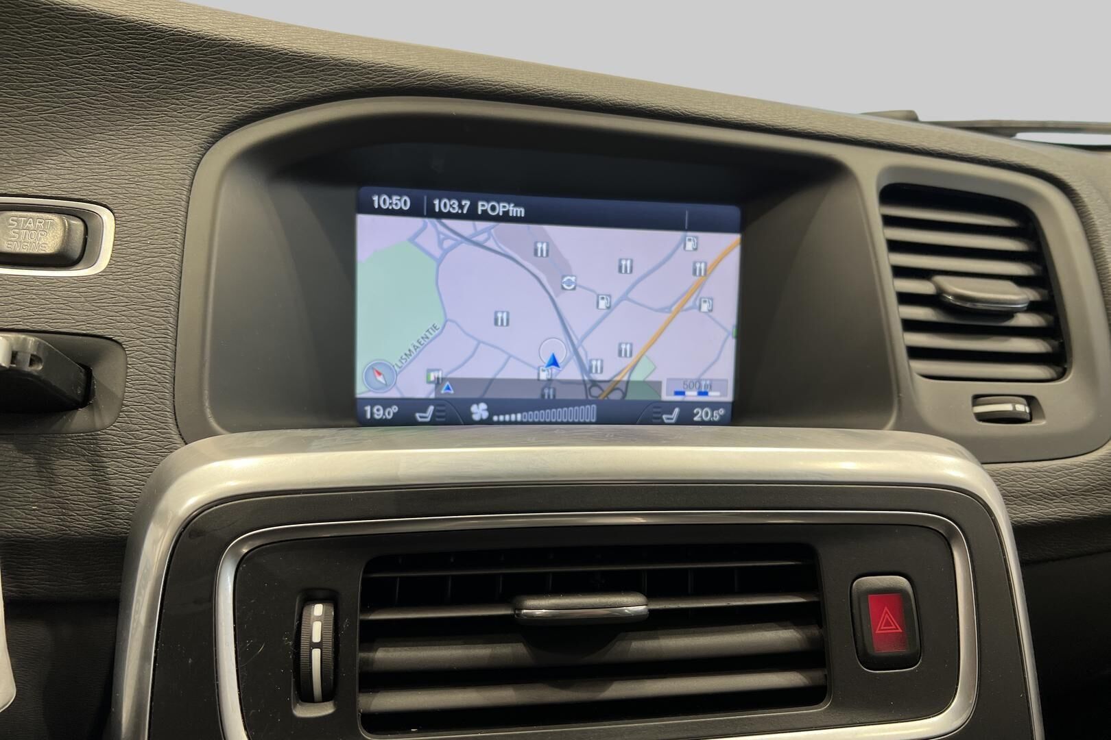 Volvo V60 iso kuva 15