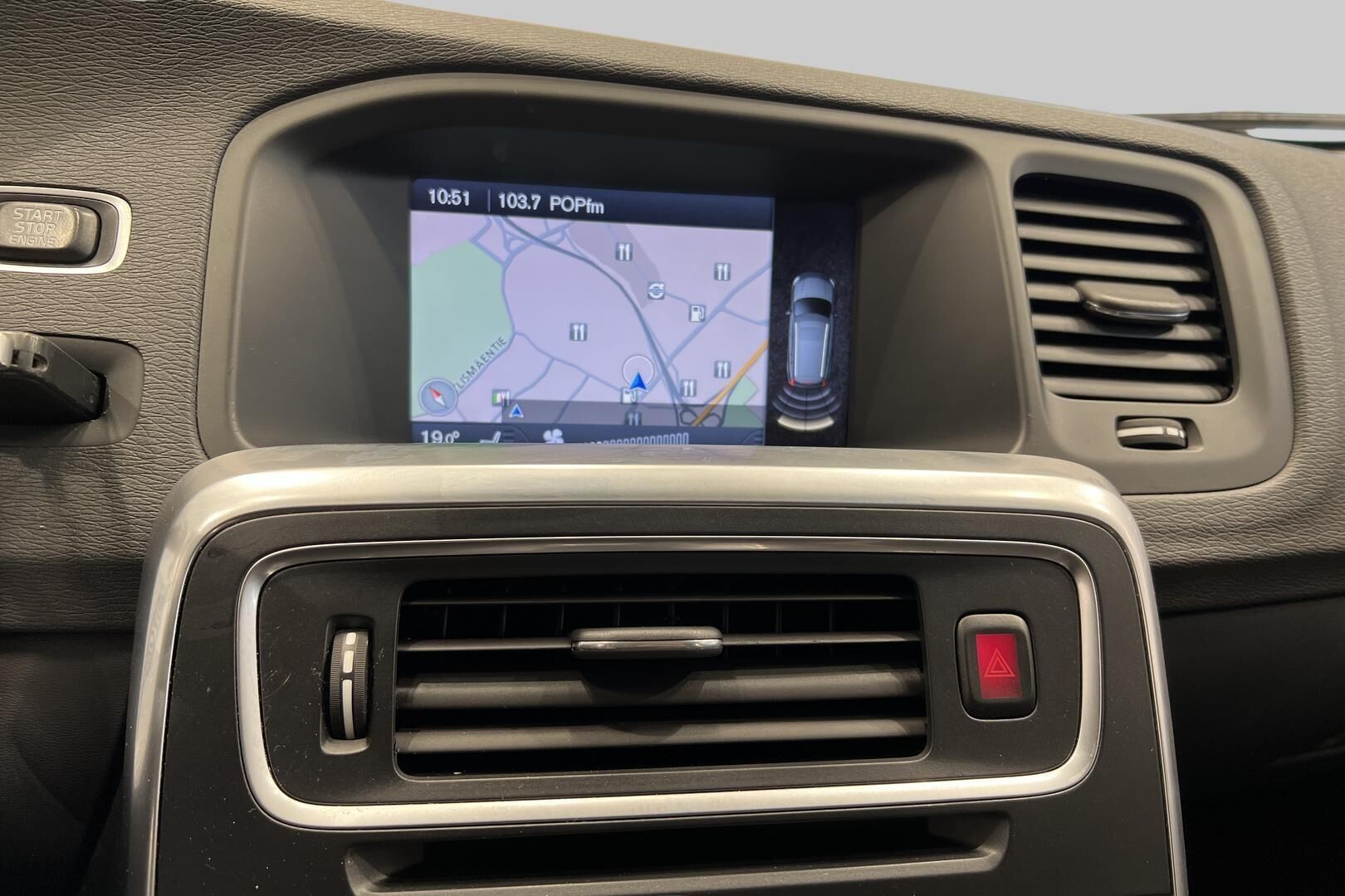 Volvo V60 iso kuva 16