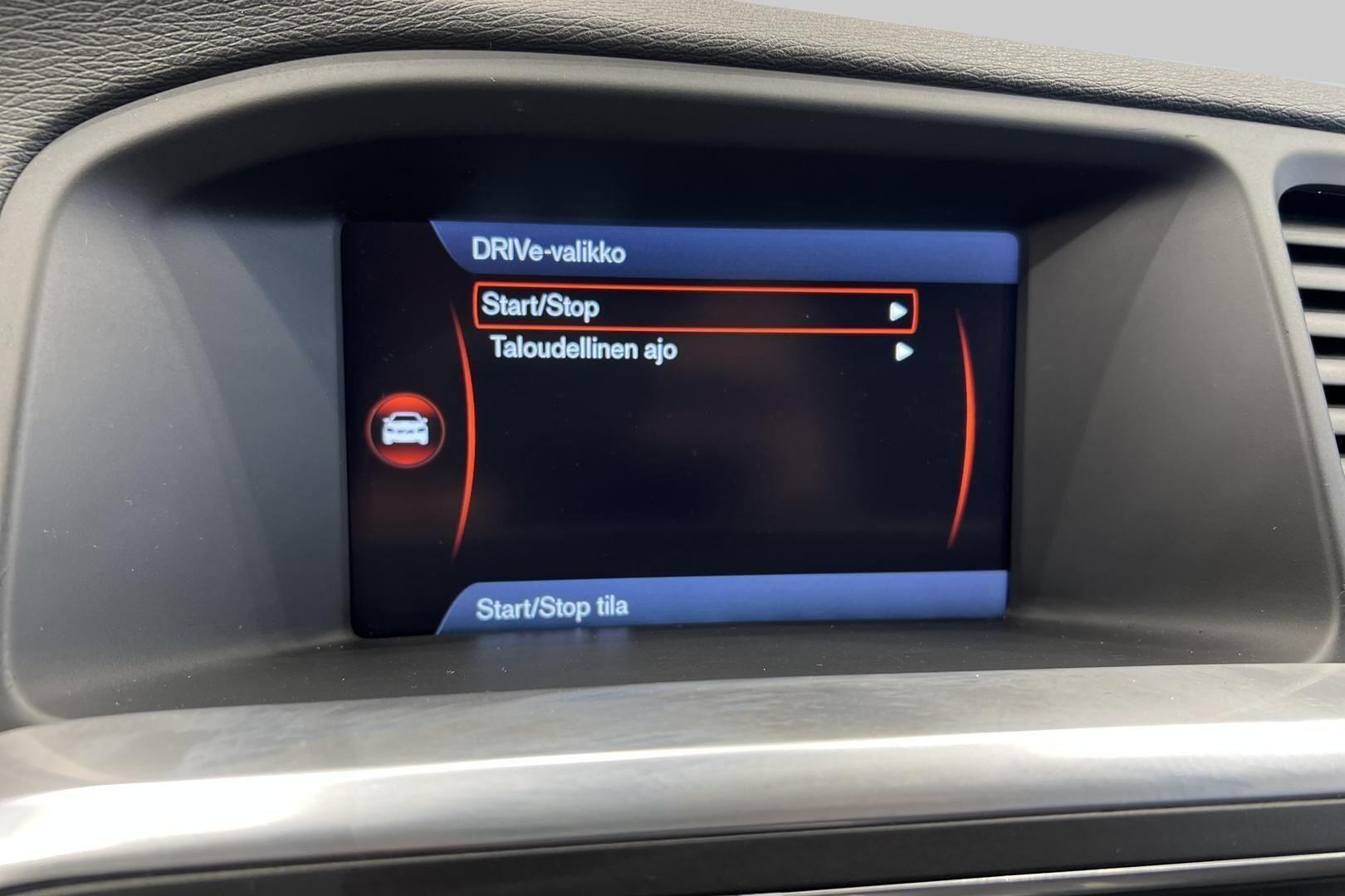 Volvo V60 iso kuva 19