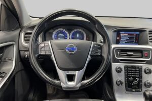 Volvo V60 esikatselu 30