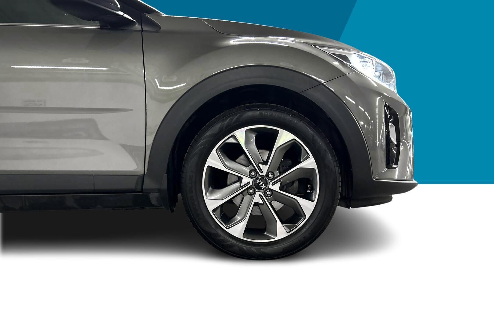 Kia Stonic iso kuva 6
