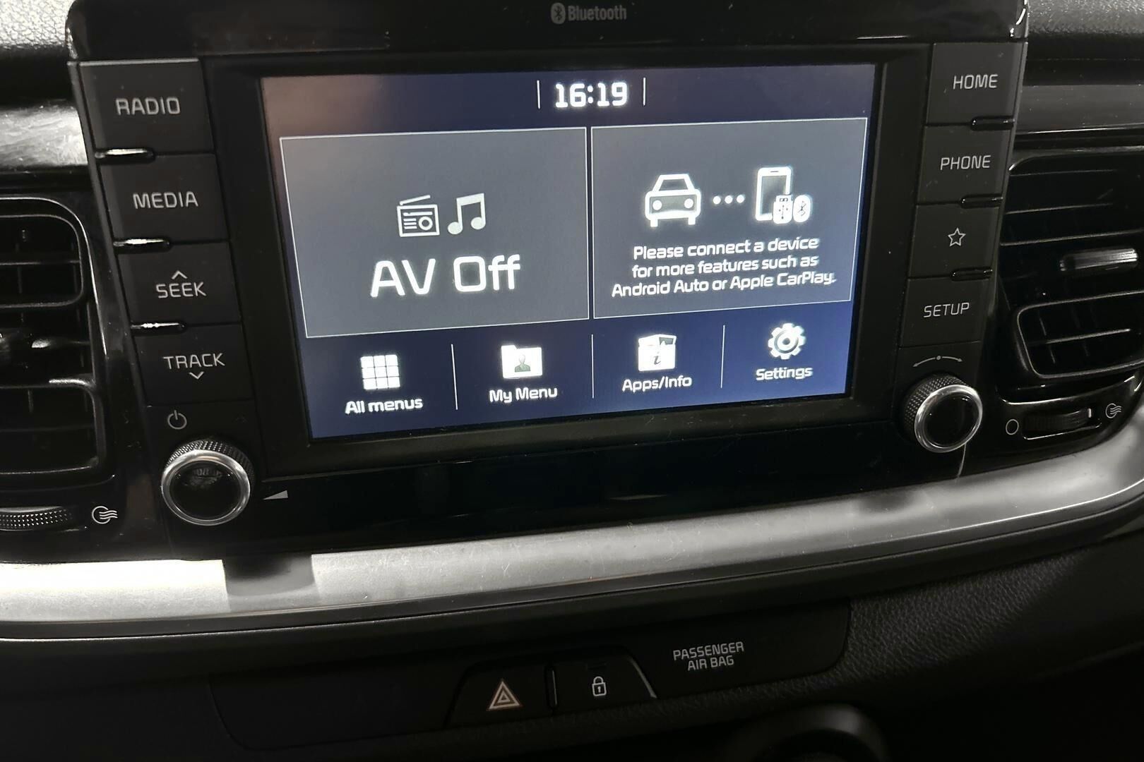 Kia Stonic iso kuva 29