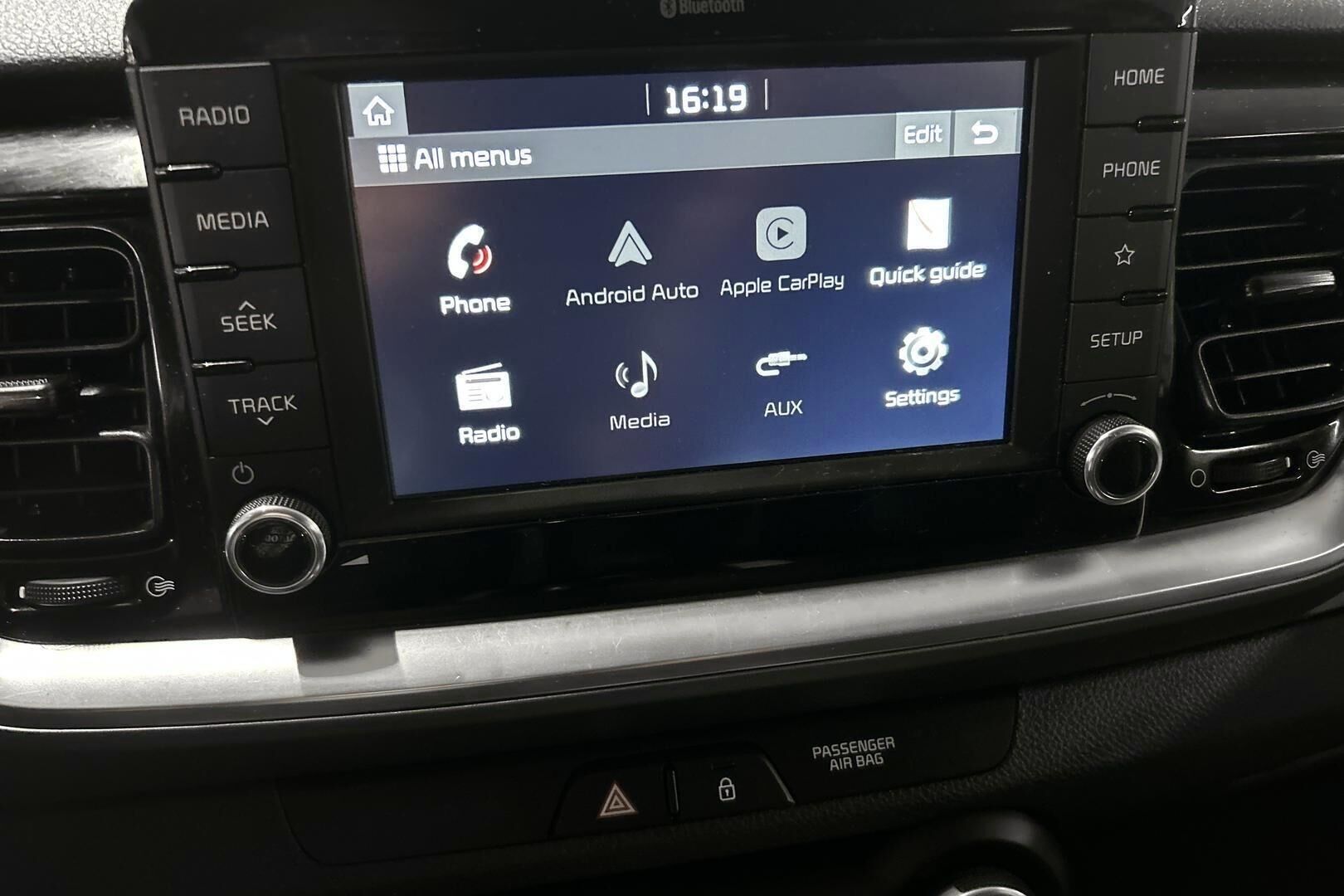 Kia Stonic iso kuva 7