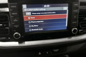 Kia Stonic esikatselu 10