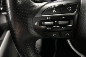 Kia Stonic esikatselu 15