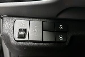 Kia Stonic esikatselu 16