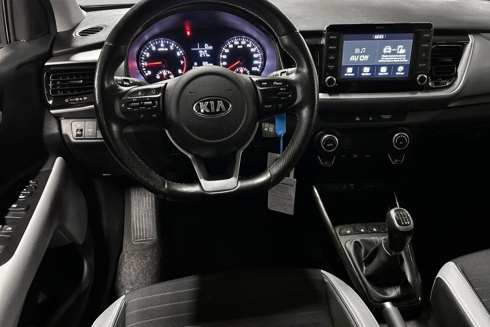 Kia Stonic iso kuva 19