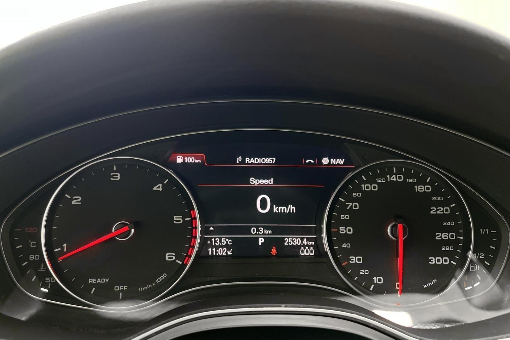 Audi A6 iso kuva 14