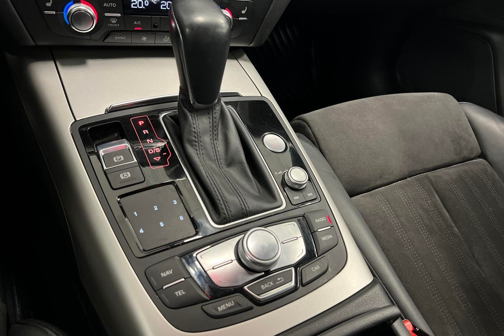 Audi A6 iso kuva 16