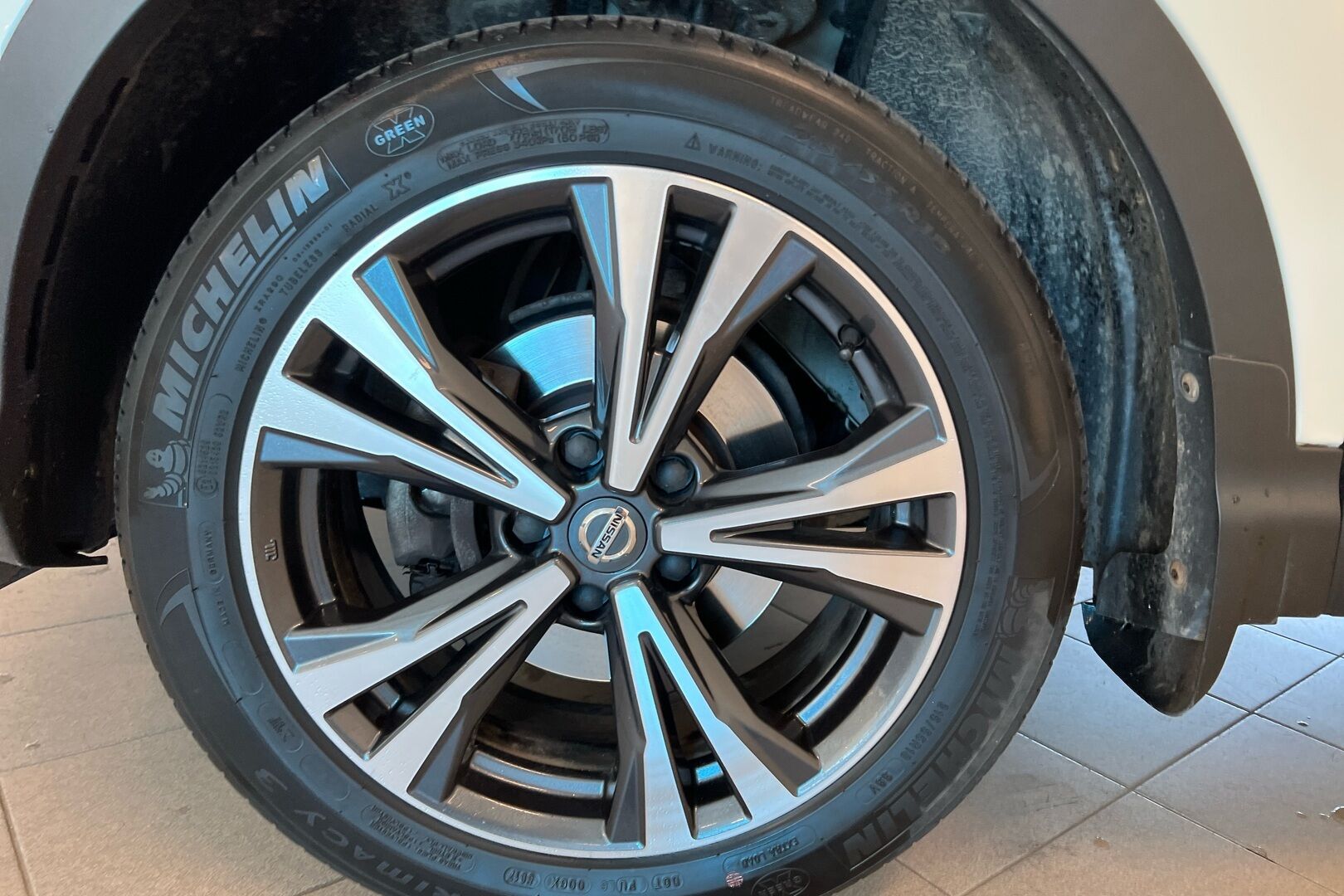 Nissan Qashqai iso kuva 11