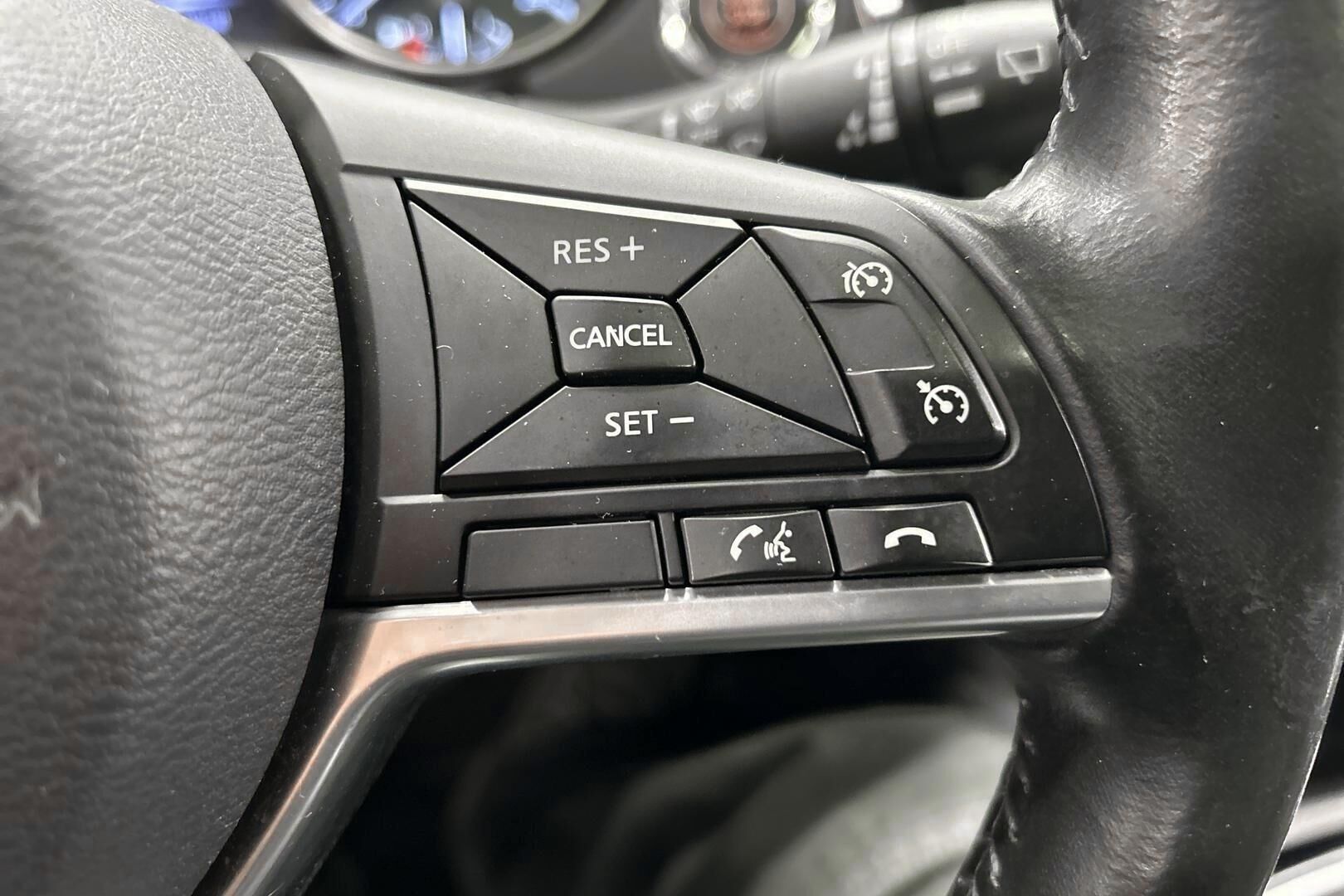 Nissan Qashqai iso kuva 19