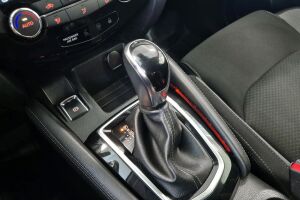 Nissan Qashqai esikatselu 15