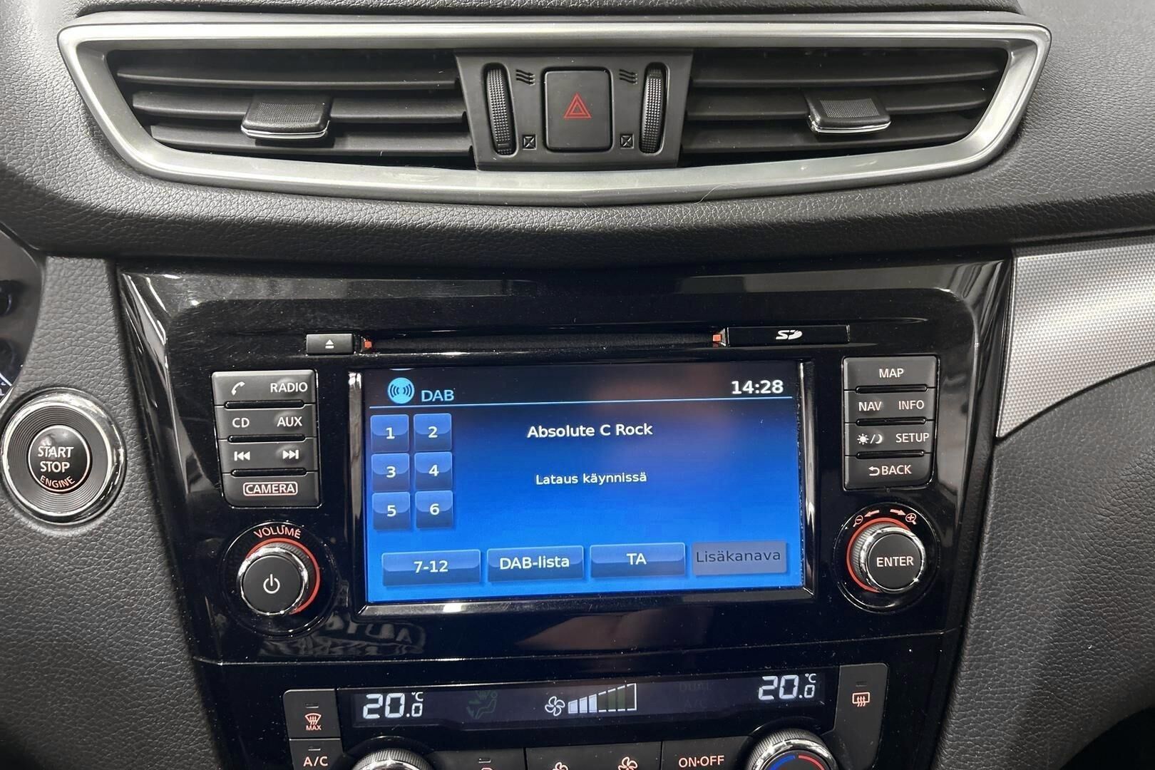 Nissan Qashqai iso kuva 13