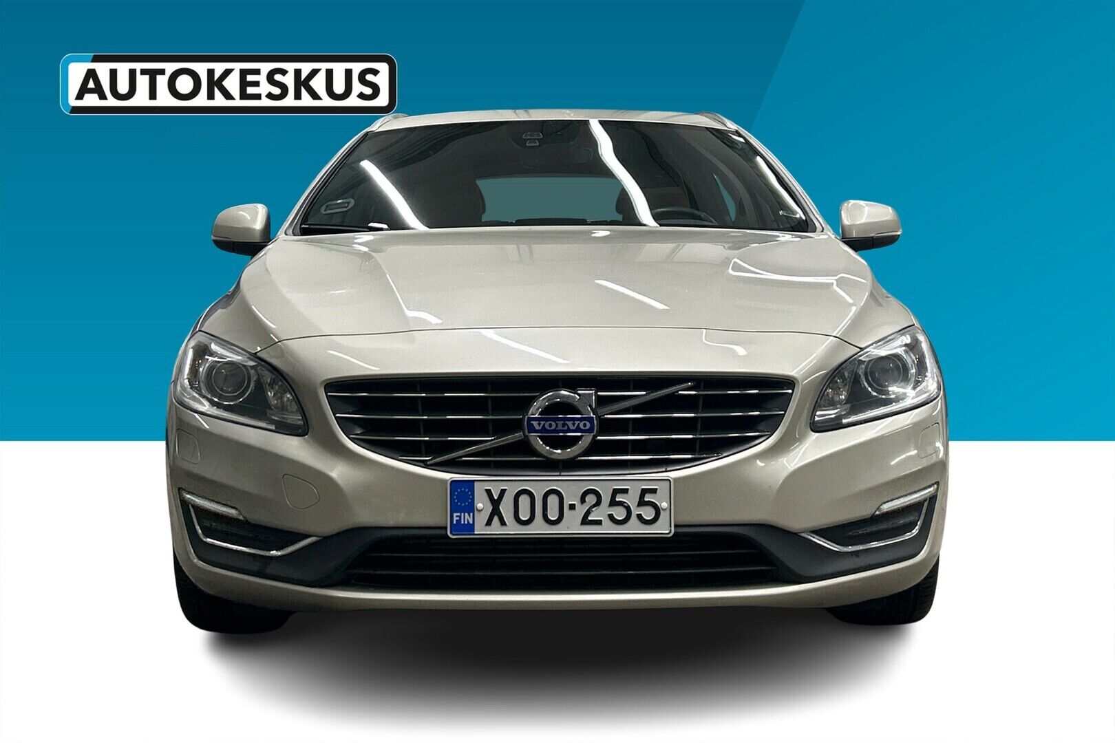 Volvo V60 iso kuva 18