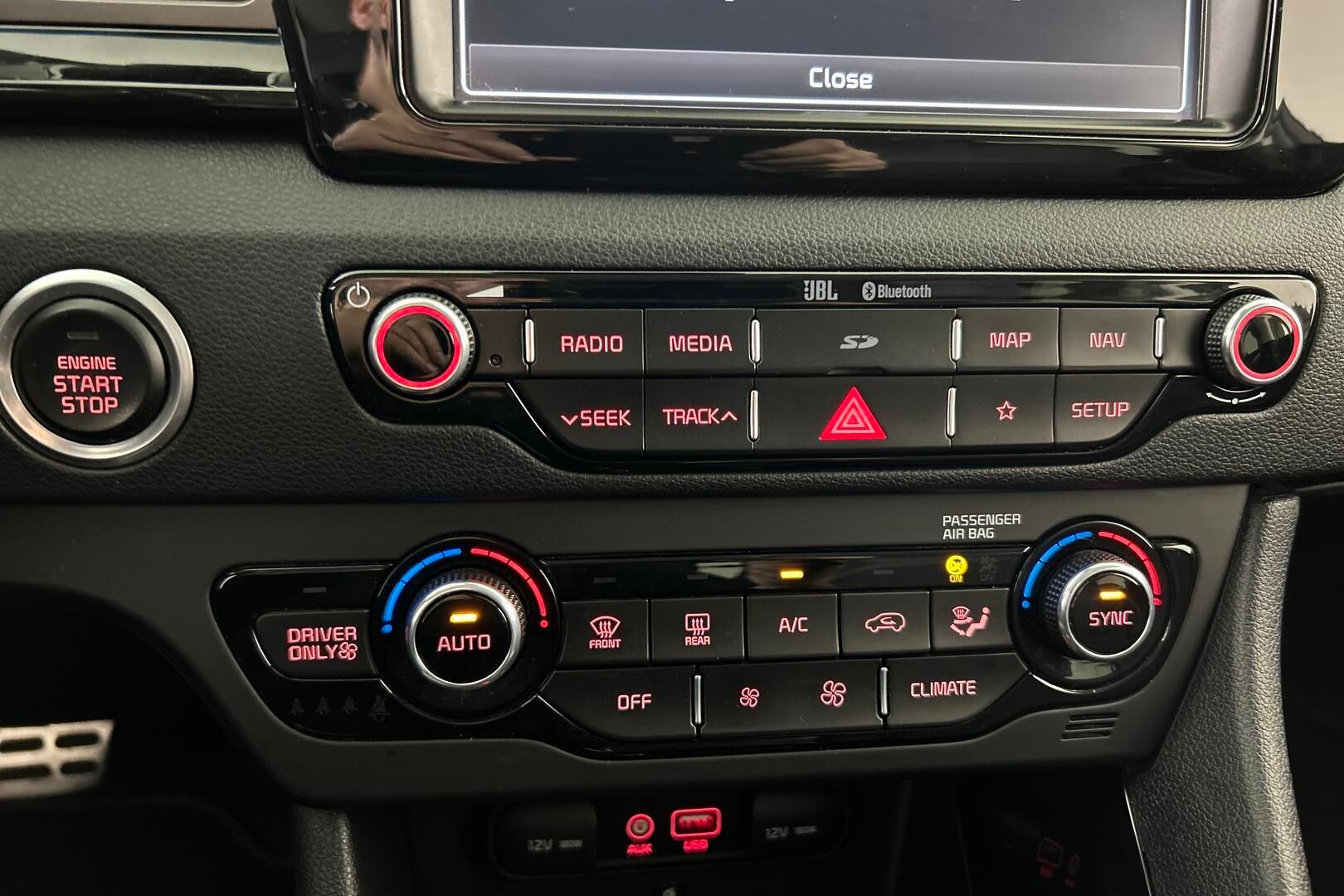 Kia Niro iso kuva 19