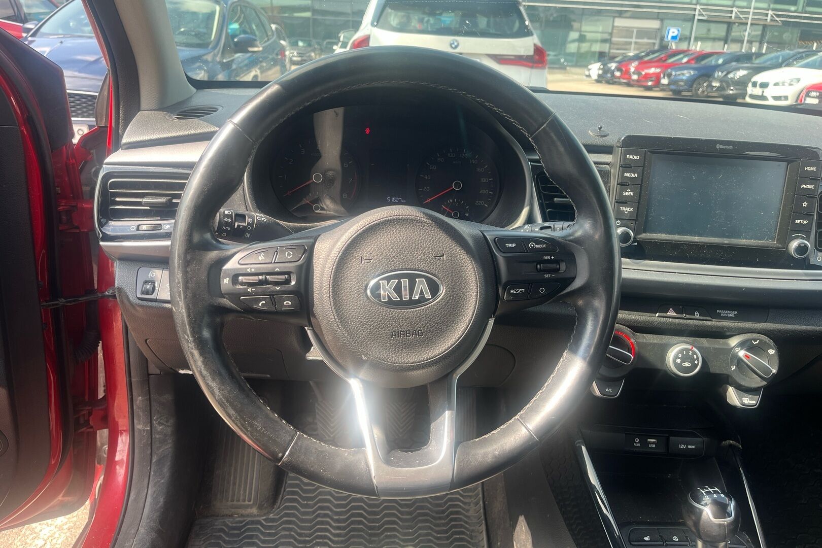 Kia Rio iso kuva 2