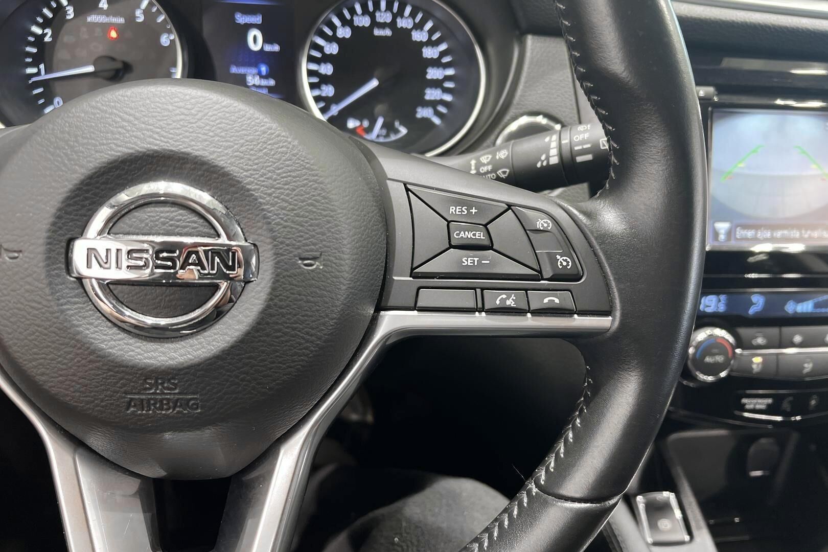 Nissan Qashqai iso kuva 18