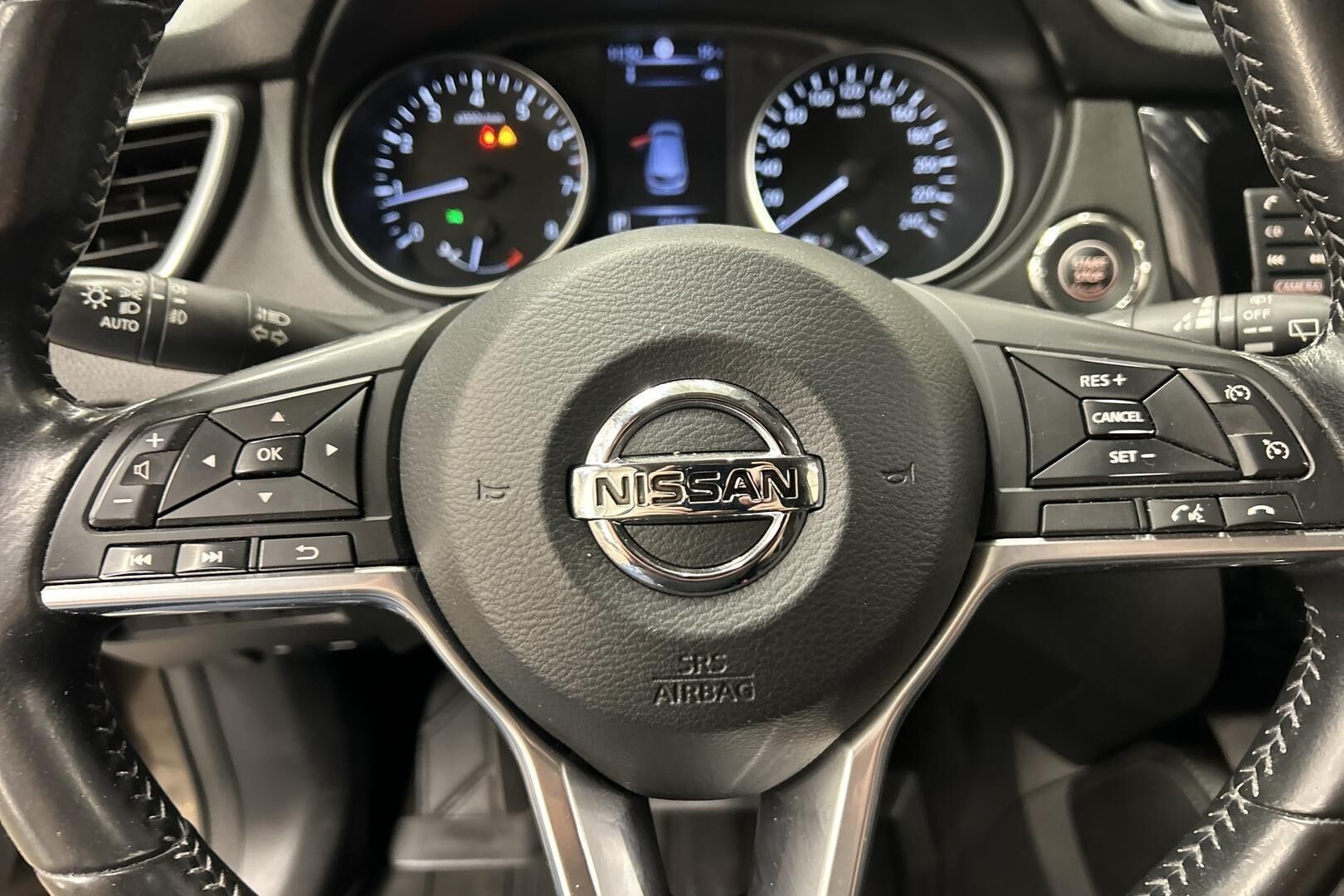 Nissan Qashqai iso kuva 18