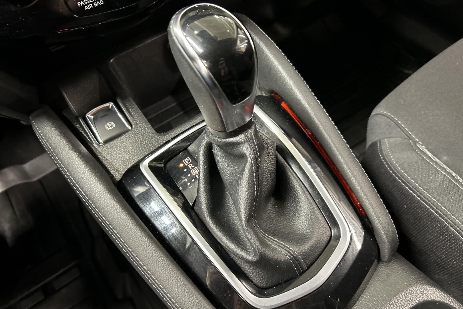 Nissan Qashqai iso kuva 21