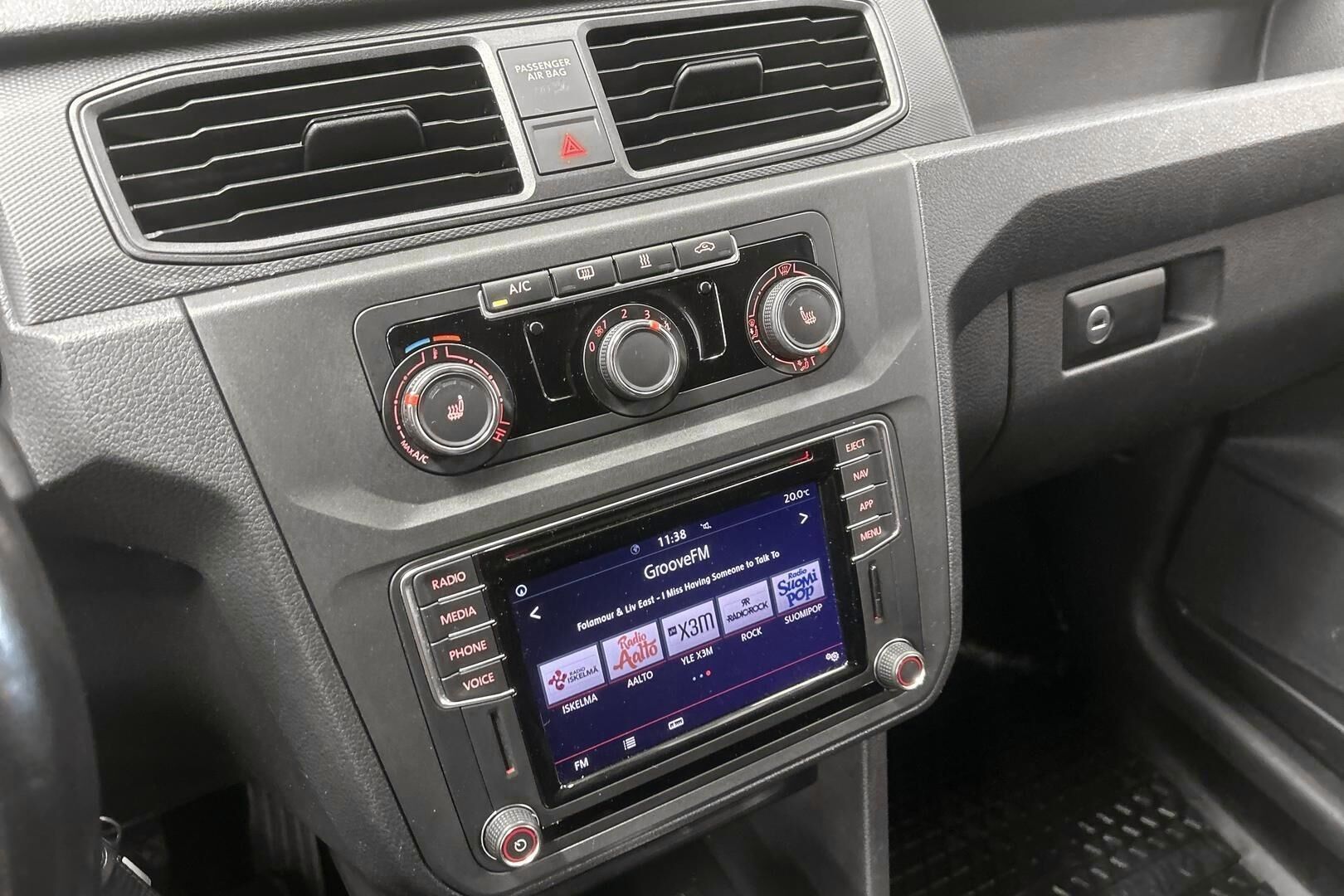 Volkswagen Caddy iso kuva 21