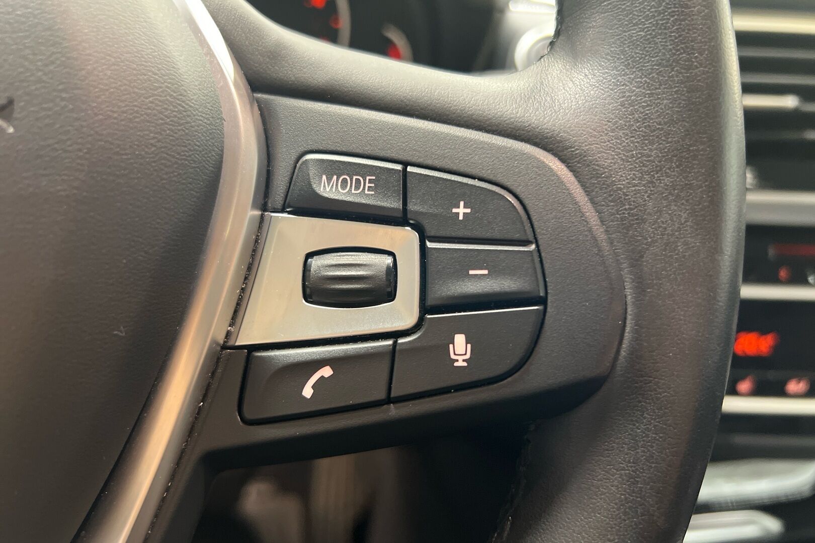 BMW X3 iso kuva 12
