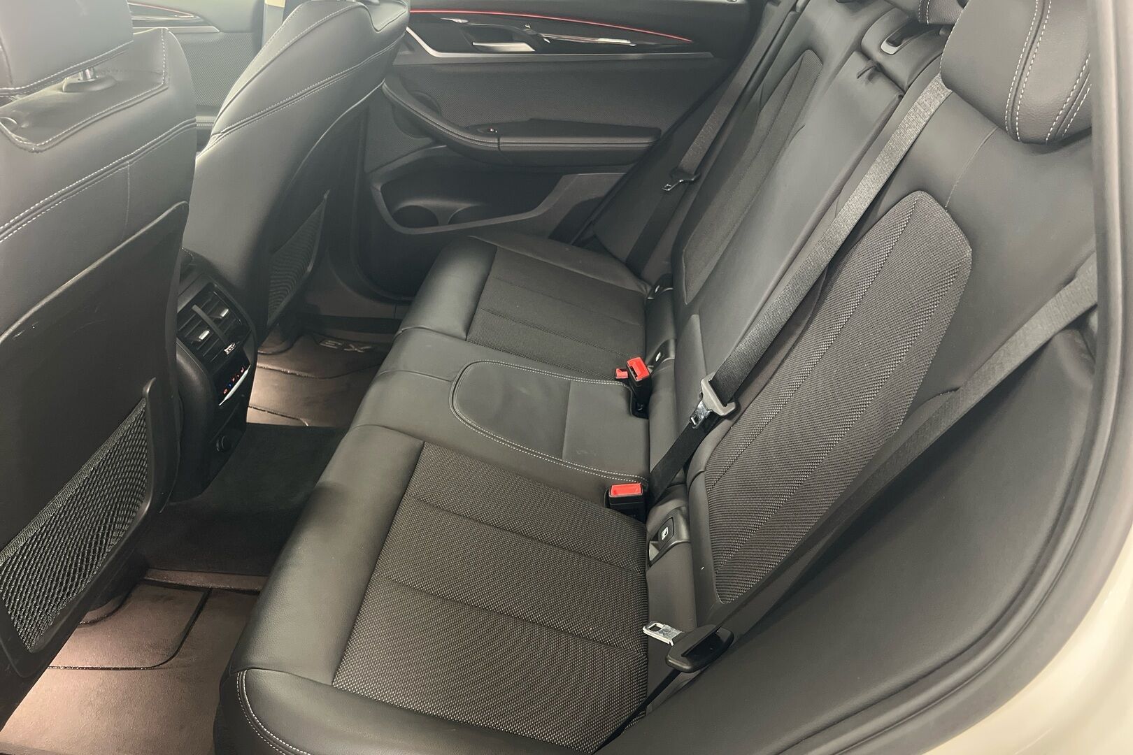 BMW X3 iso kuva 8