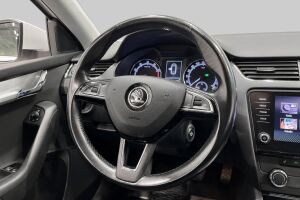 Skoda Octavia esikatselu 25