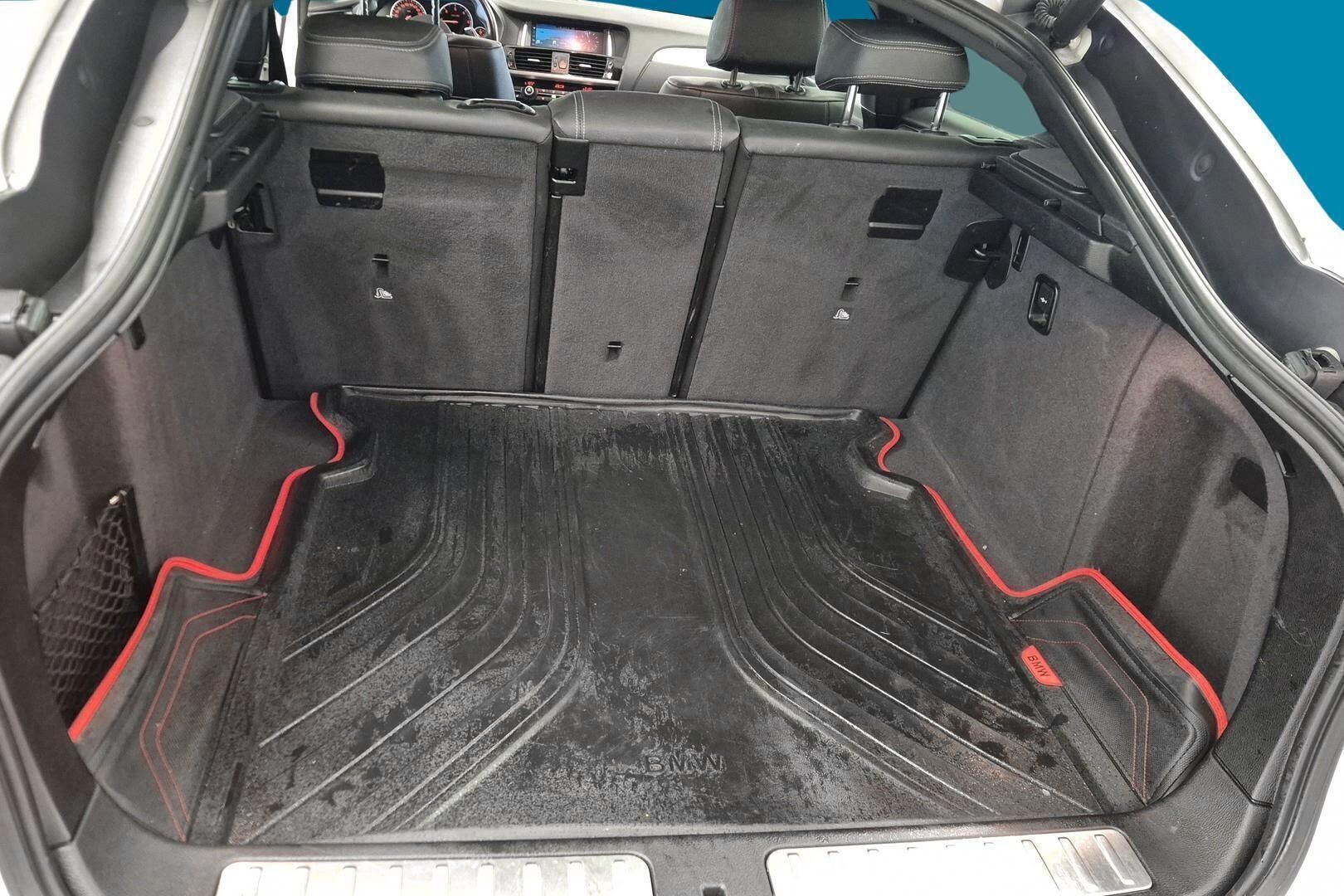 BMW X4 iso kuva 12