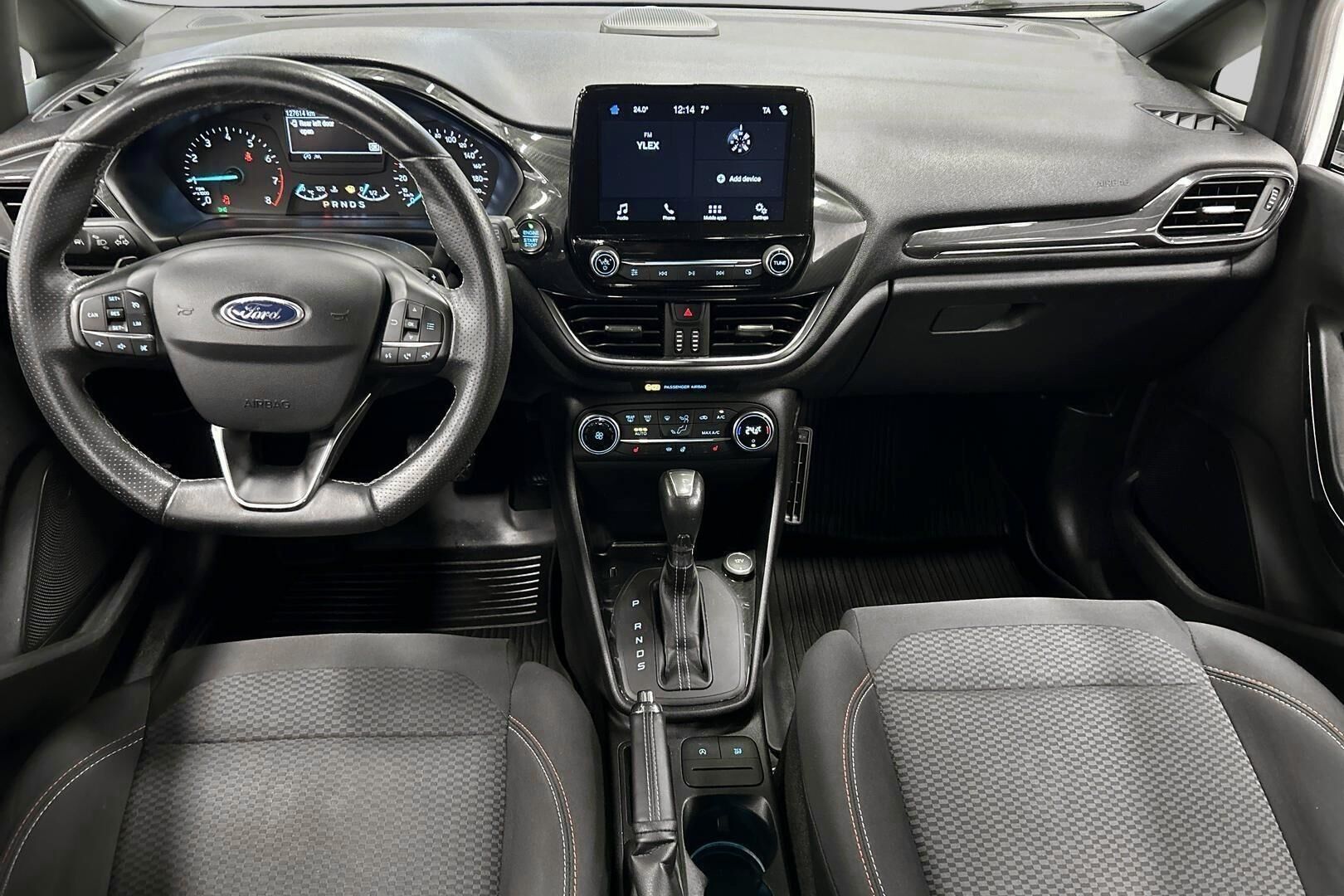 Ford Fiesta iso kuva 10