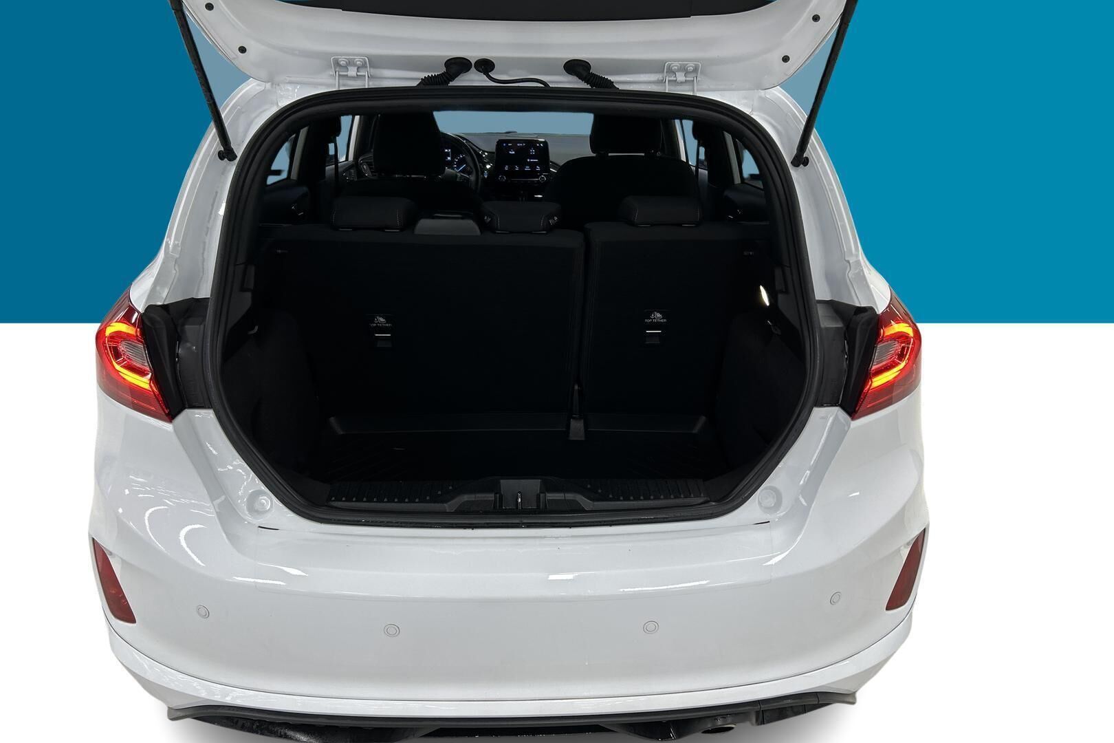 Ford Fiesta iso kuva 11