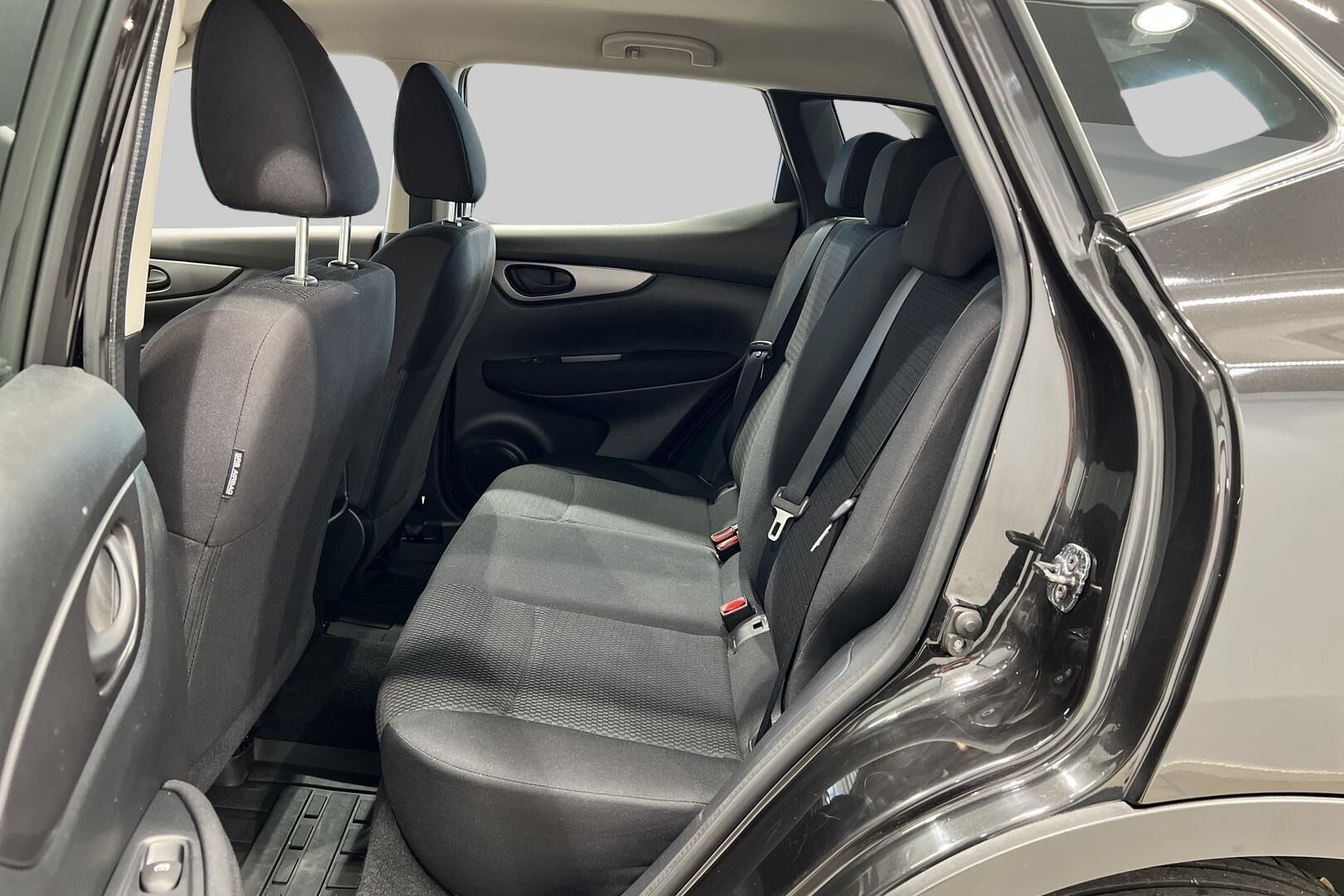 Nissan Qashqai iso kuva 10