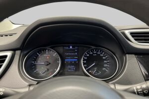 Nissan Qashqai esikatselu 14