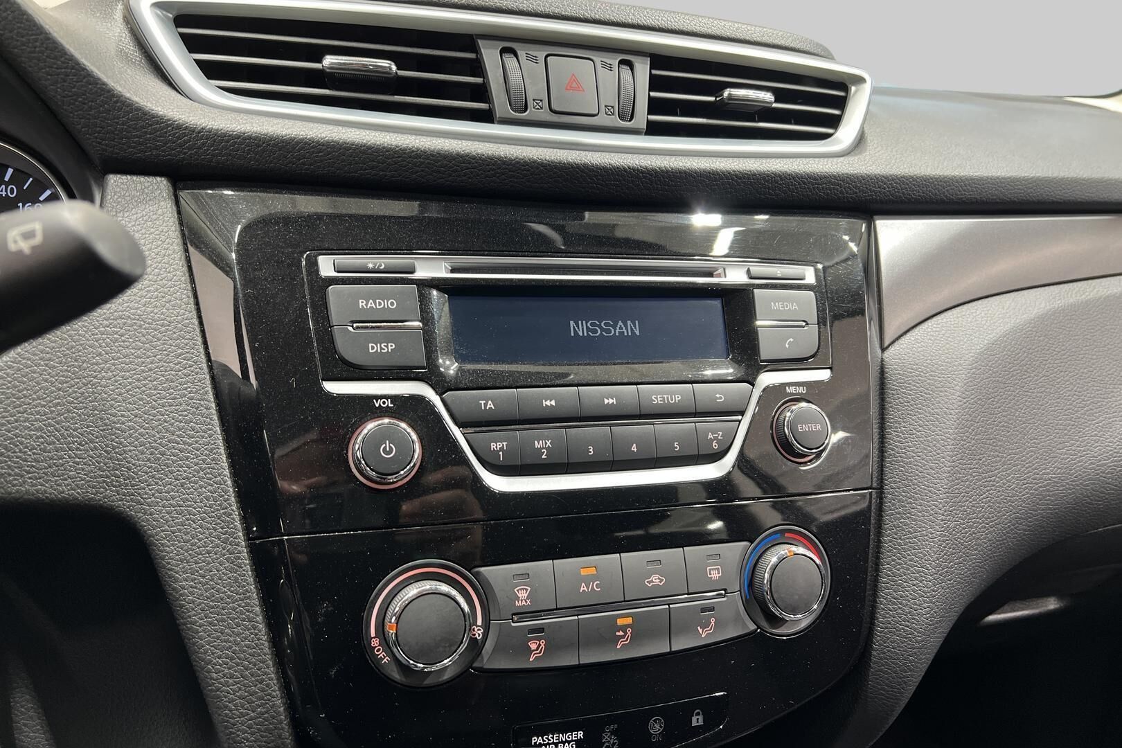 Nissan Qashqai iso kuva 15