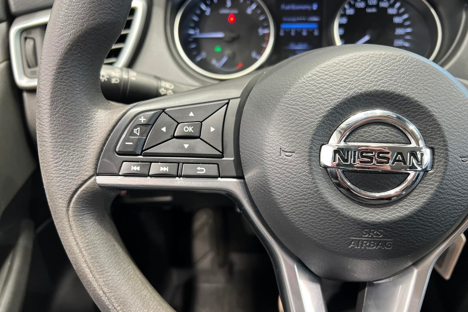 Nissan Qashqai iso kuva 21