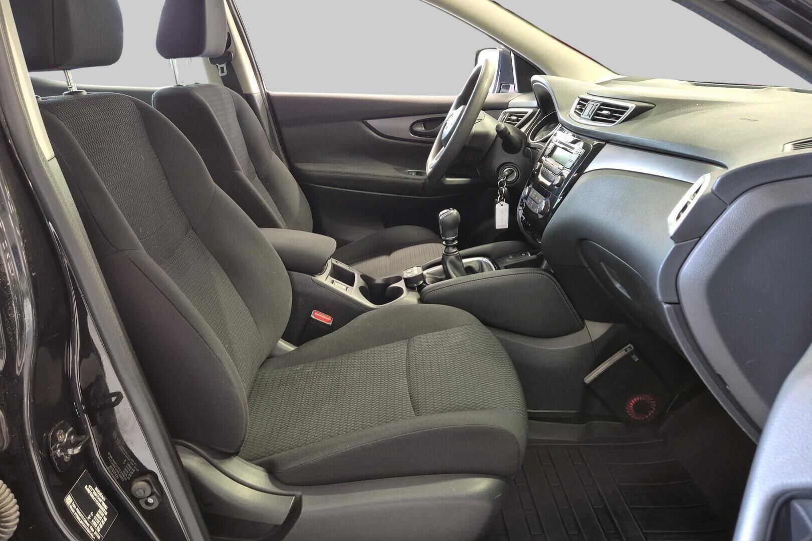 Nissan Qashqai iso kuva 4