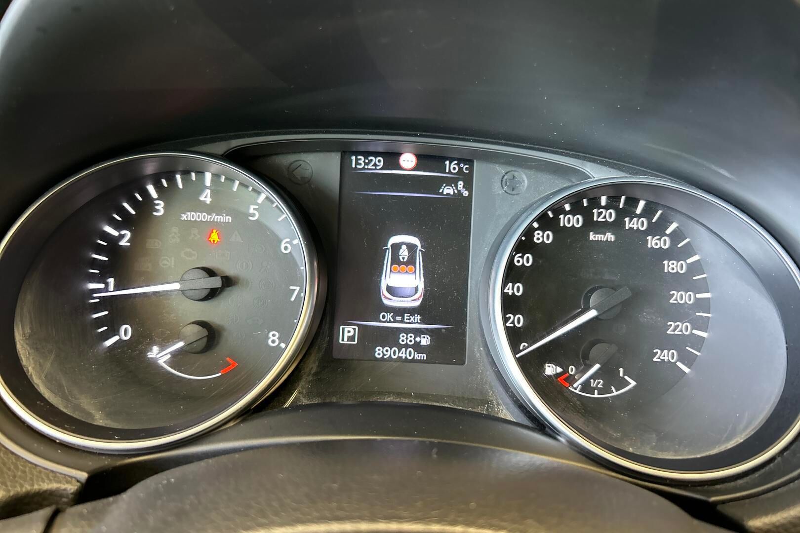 Nissan Qashqai iso kuva 16