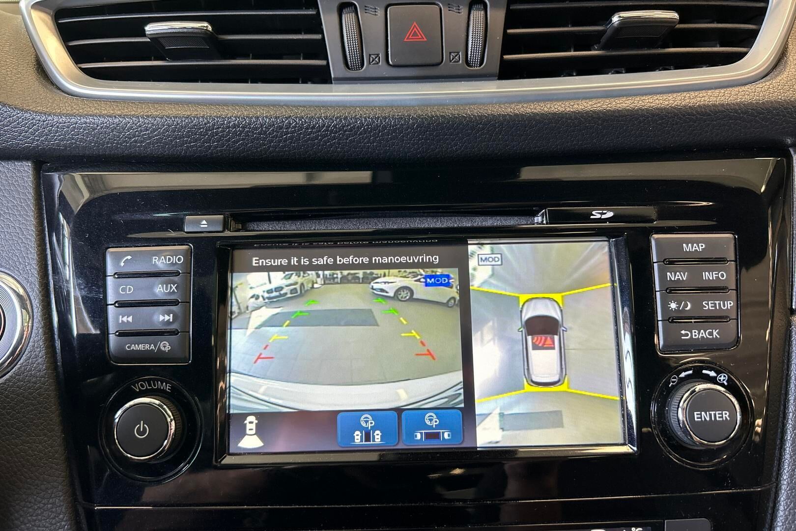 Nissan Qashqai iso kuva 27