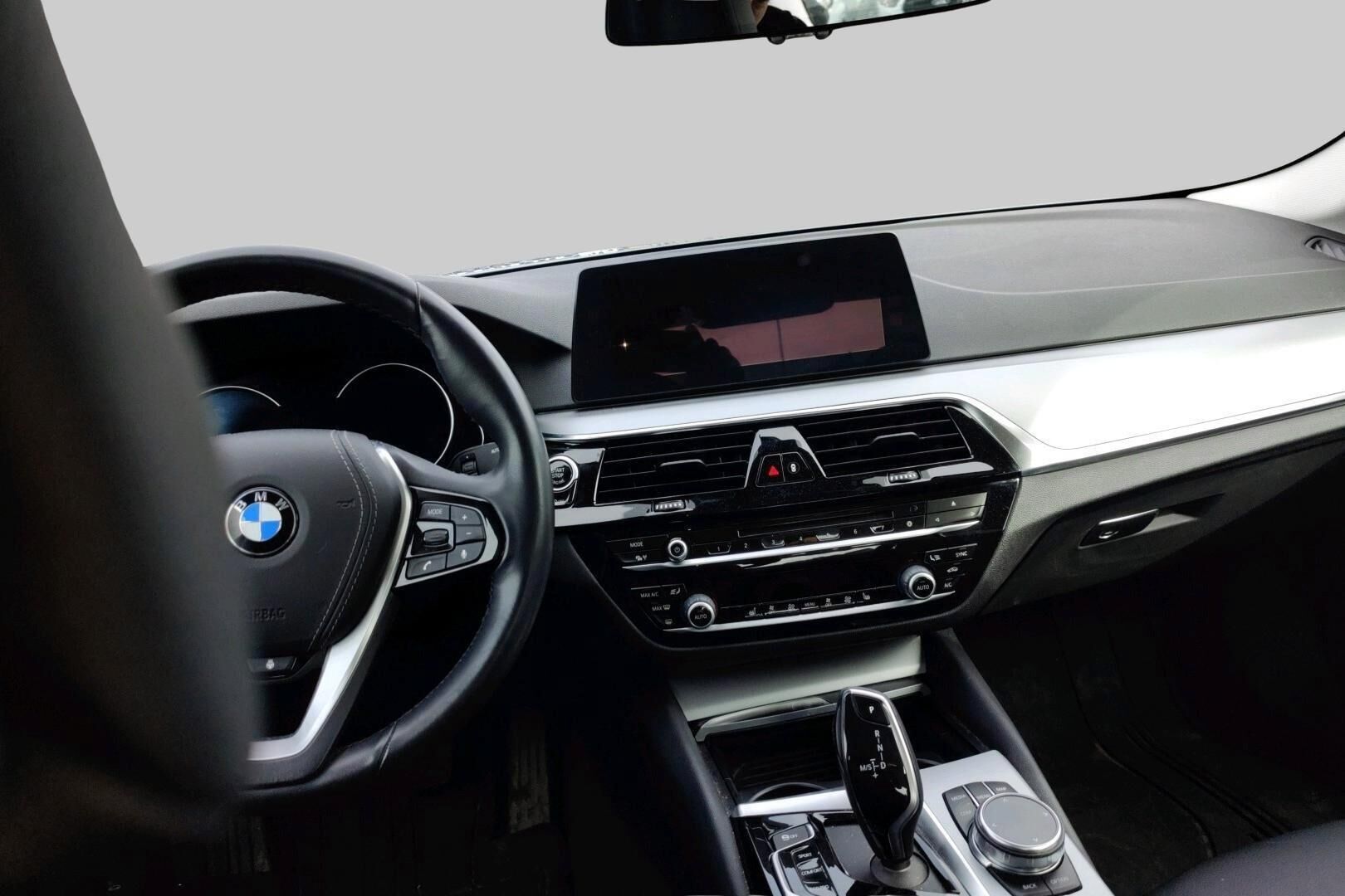 BMW 5-sarja iso kuva 1
