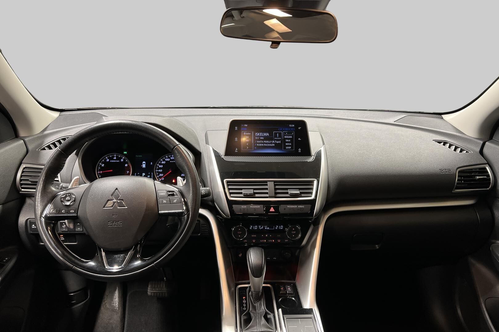 Mitsubishi Eclipse Cross iso kuva 11