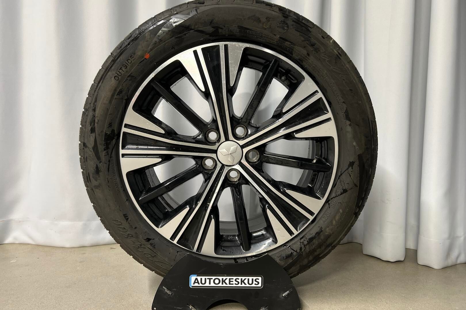 Mitsubishi Eclipse Cross iso kuva 20