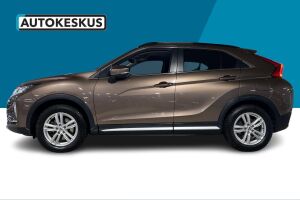 Mitsubishi Eclipse Cross esikatselu 8