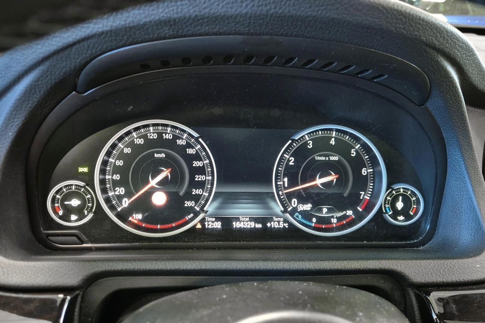 BMW 5-sarja iso kuva 12