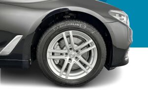 BMW 5-SARJA esikatselu 12