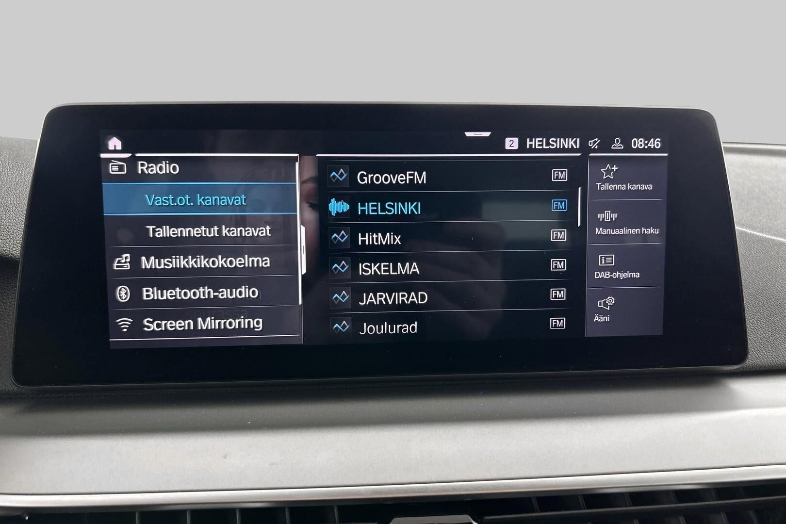 BMW 5-SARJA iso kuva 17