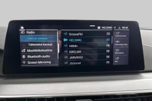 BMW 5-SARJA esikatselu 17