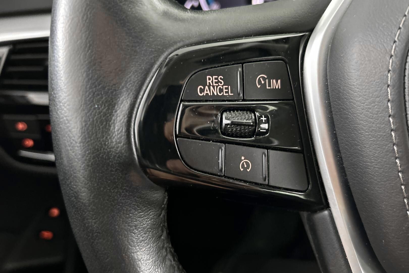 BMW 5-SARJA iso kuva 25